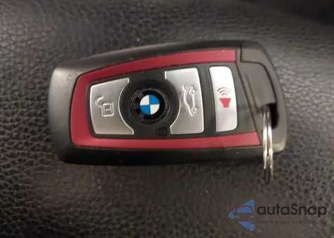 2017 BMW 330I xDrive z USA, uszkodzony, nr VIN WBA8D9G36HNU65633